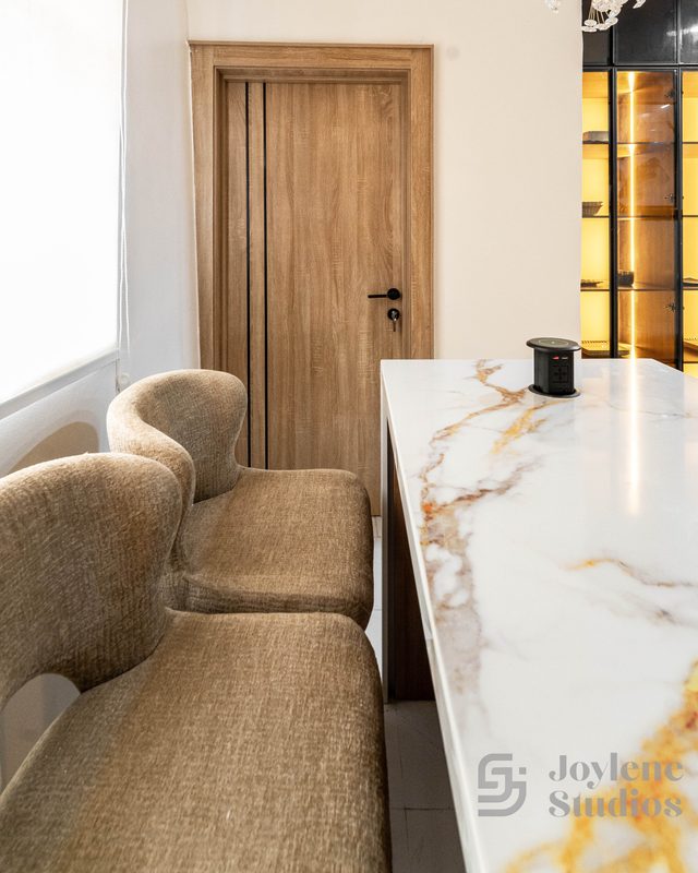 Kitchen by Joylene Studios, photo 12 of 18